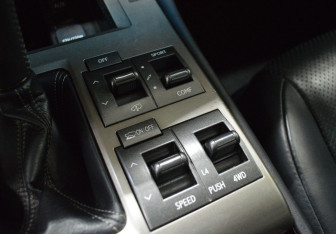 Подержанный автомобиль Lexus GX 2011 года (19 фото)