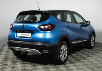 Подержанный автомобиль Renault Kaptur 2017 года (5 фото)