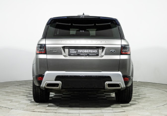 Подержанный автомобиль Land Rover Range Rover Sport 2018 года (6 фото)