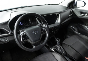 Подержанный автомобиль Hyundai Solaris Sedan 2018 года (11 фото)