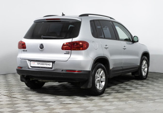 Подержанный автомобиль Volkswagen Tiguan 2011 года (5 фото)