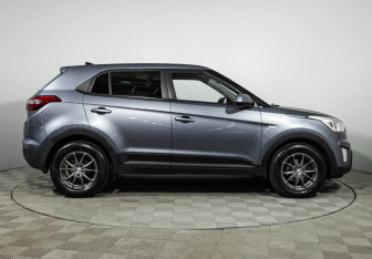 Подержанный автомобиль Hyundai Creta 2019 года (4 фото)
