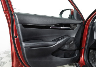 Подержанный автомобиль Kia Seltos 2022 года (25 фото)