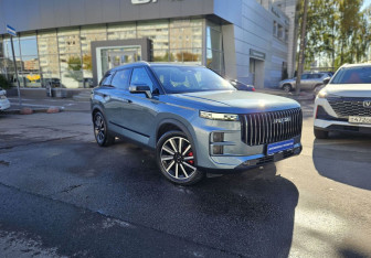 Подержанный автомобиль Jaecoo J7 2023 года (3 фото)