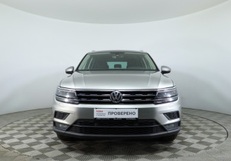 Подержанный автомобиль Volkswagen Tiguan 2018 года (2 фото)
