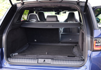 Подержанный автомобиль Land Rover Range Rover Sport 2020 года (37 фото)