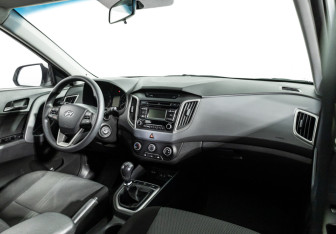 Подержанный автомобиль Hyundai Creta 2017 года (9 фото)