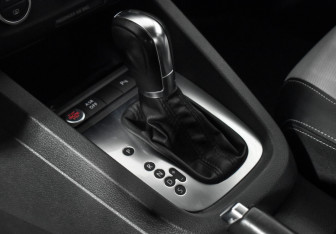 Подержанный автомобиль Volkswagen Jetta Sedan 2014 года (12 фото)