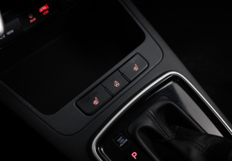 Подержанный автомобиль Kia Rio Sedan 2017 года (24 фото)