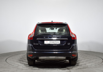 Подержанный автомобиль Volvo XC60 2014 года (6 фото)