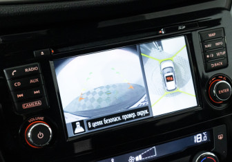 Подержанный автомобиль Nissan X-Trail 2017 года (15 фото)