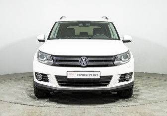 Подержанный автомобиль Volkswagen Tiguan 2012 года (2 фото)