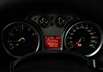 Подержанный автомобиль Ford Focus Hatchback 2008 года (12 фото)