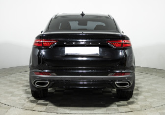 Подержанный автомобиль Geely Tugella 2021 года (6 фото)