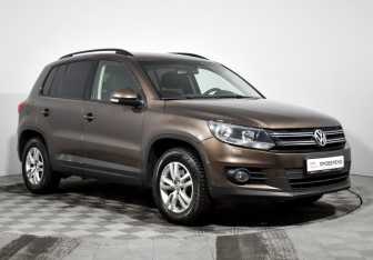 Подержанный автомобиль Volkswagen Tiguan 2015 года (3 фото)