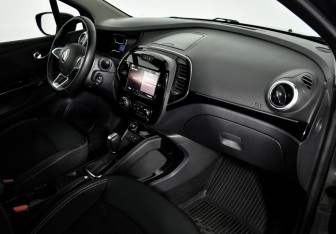 Подержанный автомобиль Renault Kaptur 2021 года (13 фото)
