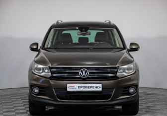 Подержанный автомобиль Volkswagen Tiguan 2015 года (2 фото)