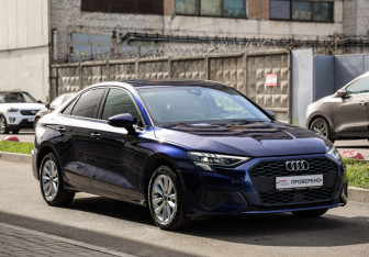 Подержанный автомобиль Audi A3 Sedan 2021 года (5 фото)
