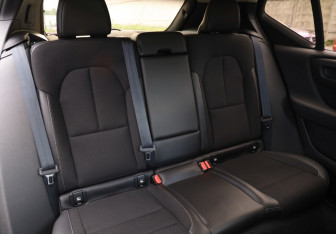 Подержанный автомобиль Volvo XC40 2019 года (29 фото)