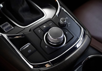 Подержанный автомобиль Mazda CX-9 2019 года (21 фото)