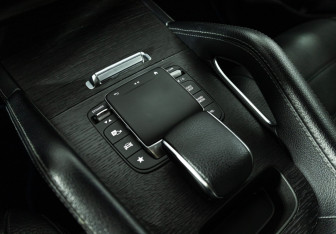 Подержанный автомобиль Mercedes-Benz GLE 2021 года (20 фото)