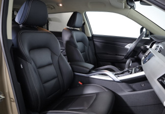 Подержанный автомобиль Geely Atlas 2020 года (12 фото)