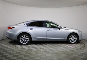 Подержанный автомобиль Mazda 6 Sedan 2017 года (4 фото)