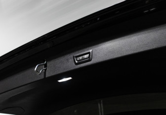 Подержанный автомобиль BMW X3 2021 года (24 фото)