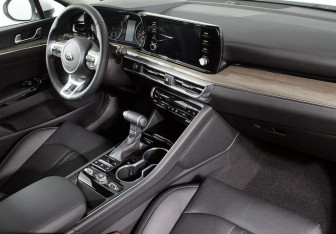 Новый Kia K5 2025 (5 фото)