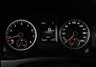 Подержанный автомобиль Volkswagen Tiguan 2015 года (12 фото)