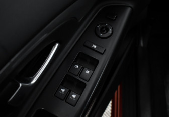 Подержанный автомобиль Kia Ceed Hatchback 2011 года (10 фото)