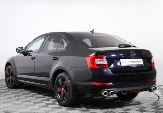 Подержанный автомобиль Skoda Octavia Liftback 2016 года (7 фото)