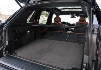 Подержанный автомобиль BMW X5 2021 года (36 фото)