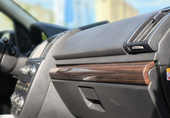 Подержанный автомобиль Land Rover Freelander 2014 года (29 фото)
