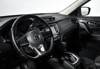 Подержанный автомобиль Nissan X-Trail 2021 года (9 фото)