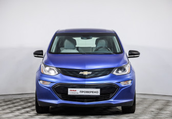 Подержанный автомобиль Chevrolet Bolt 2017 года (2 фото)