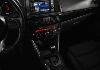Подержанный автомобиль Mazda CX-5 2013 года (22 фото)
