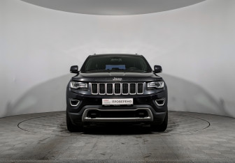 Подержанный автомобиль Jeep Grand Cherokee 2013 года (2 фото)