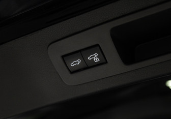 Подержанный автомобиль Toyota Land Cruiser Suv 2021 года (29 фото)