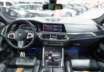 Подержанный автомобиль BMW X6 M 2020 года (15 фото)