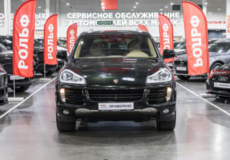 Подержанный автомобиль Porsche Cayenne 2007 года (3 фото)