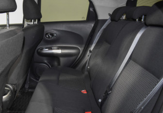 Подержанный автомобиль Nissan Juke 2014 года (11 фото)