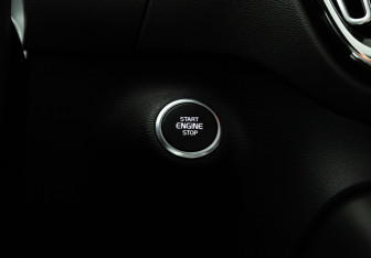 Подержанный автомобиль Volvo XC40 2018 года (24 фото)