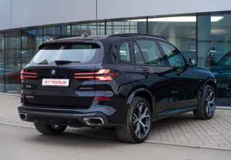 Новый BMW X5 2025 (9 фото)