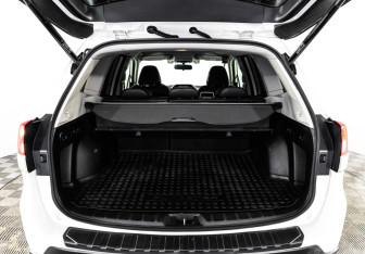 Подержанный автомобиль Subaru Forester Suv 2020 года (35 фото)