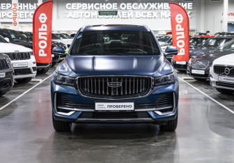 Подержанный автомобиль Geely Monjaro 2024 года (3 фото)