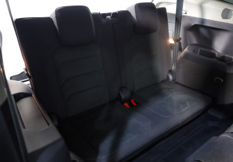 Подержанный автомобиль Volkswagen Tiguan 2019 года (31 фото)