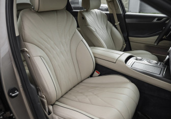 Подержанный автомобиль Genesis G80 2021 года (30 фото)