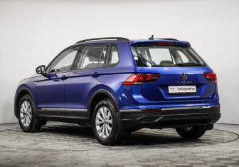 Подержанный автомобиль Volkswagen Tiguan 2021 года (7 фото)