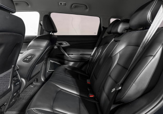 Подержанный автомобиль Geely Atlas 2021 года (13 фото)